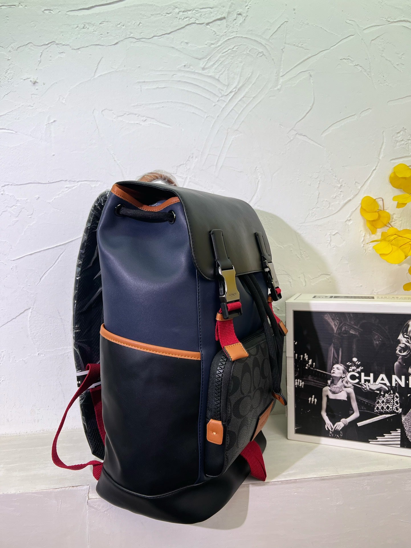 Co-BAG172