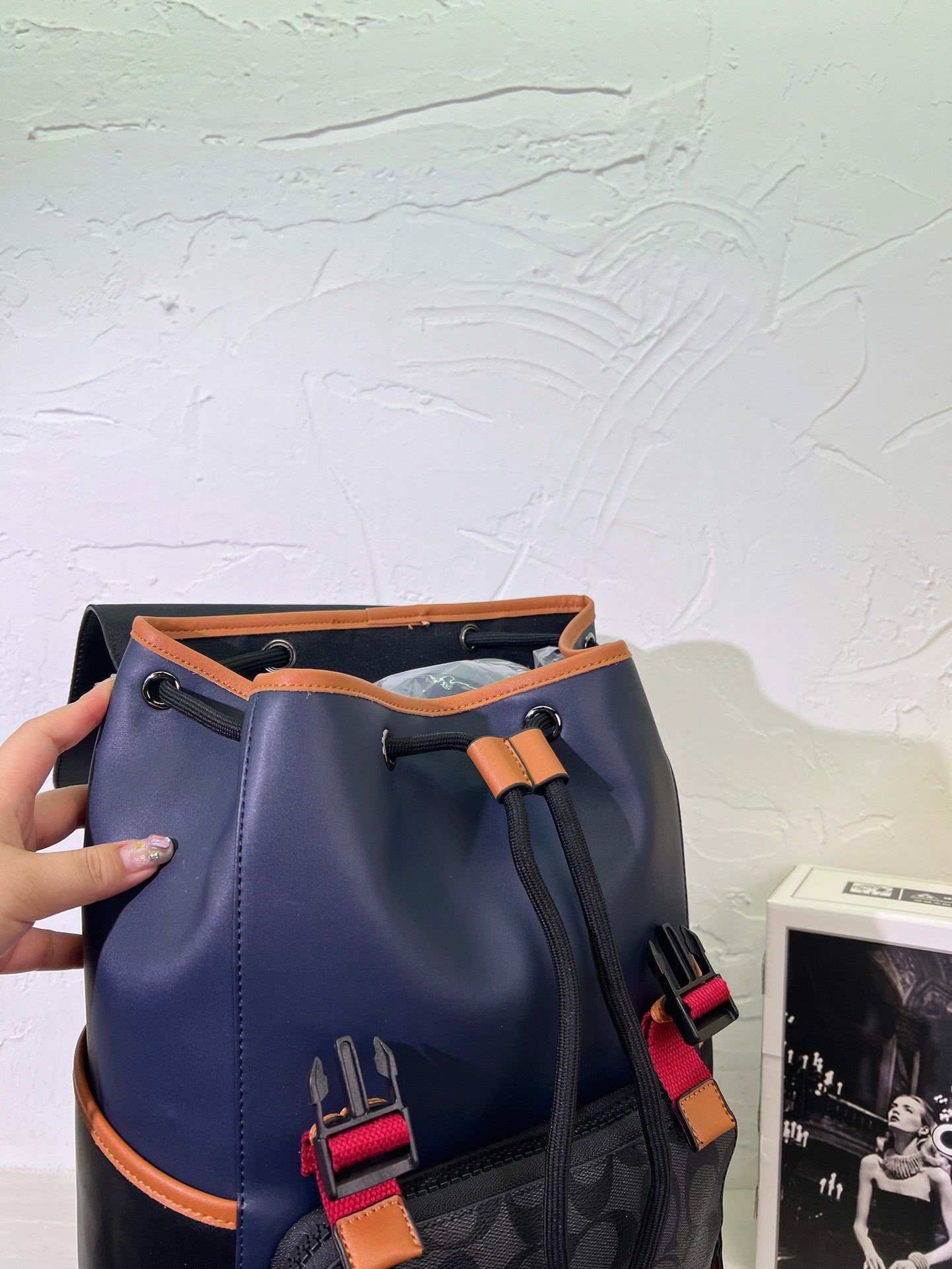 Co-BAG172