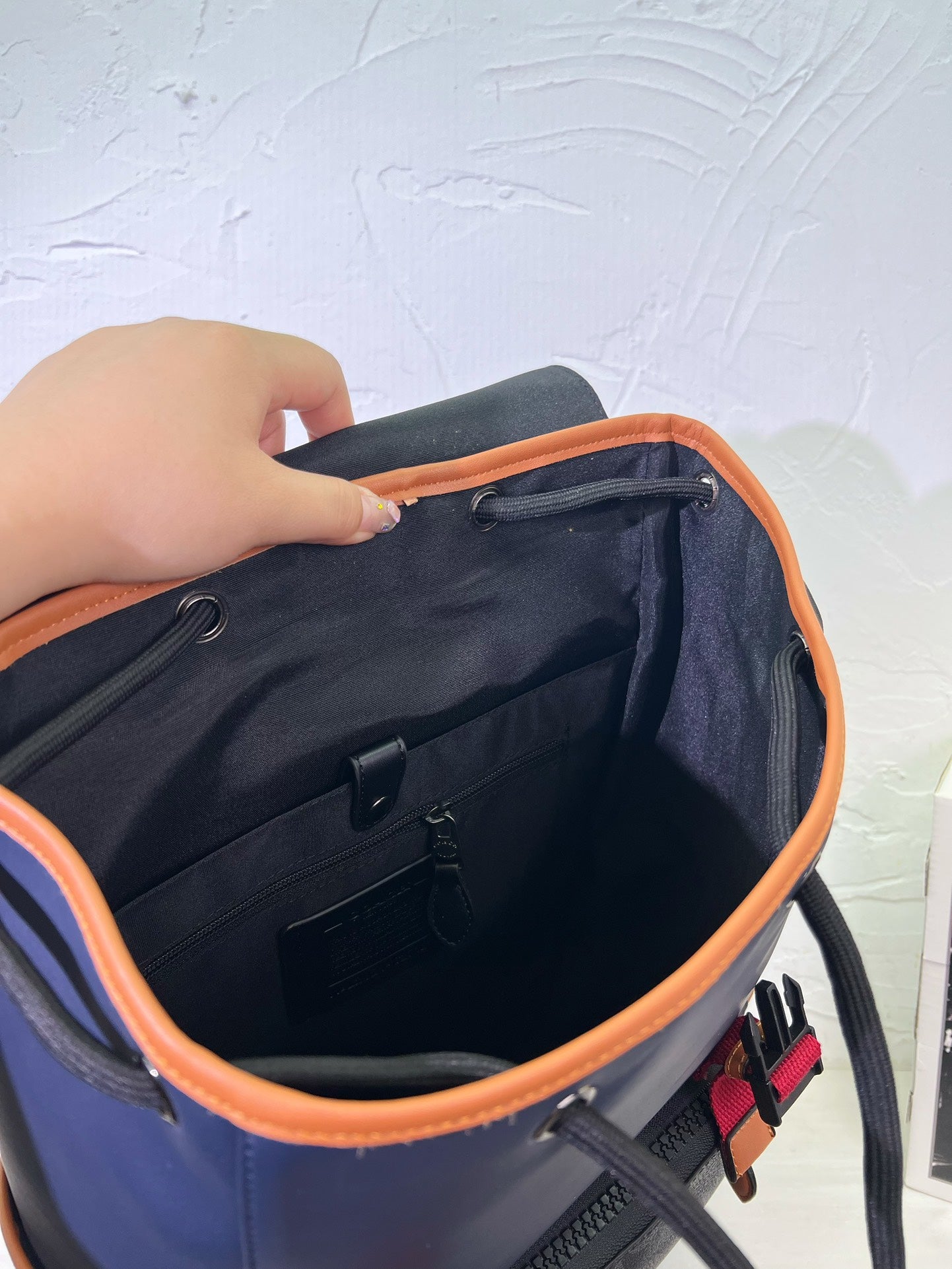 Co-BAG172