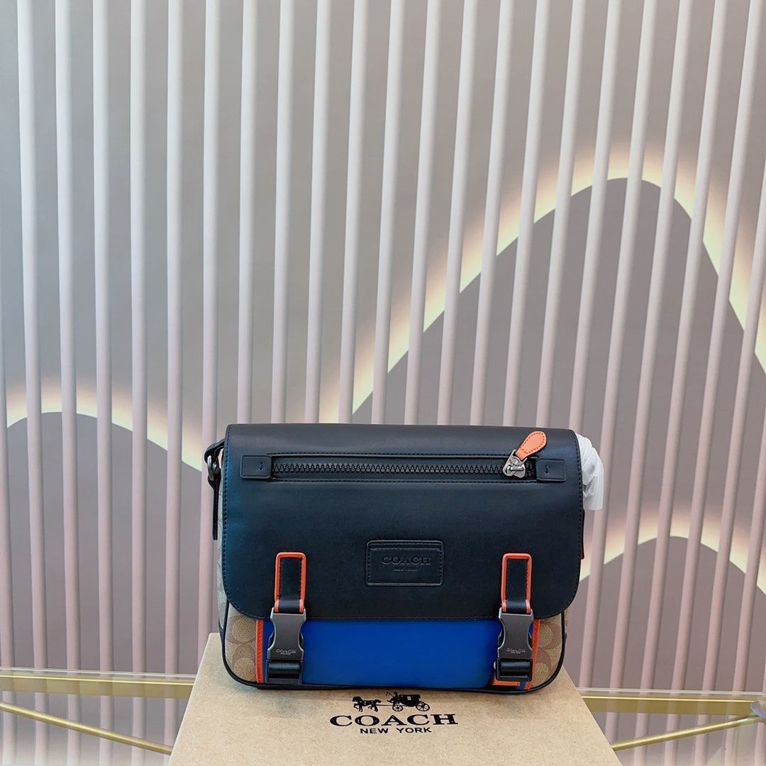 Co-BAG174