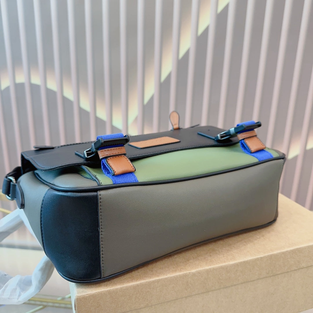 Co-BAG174