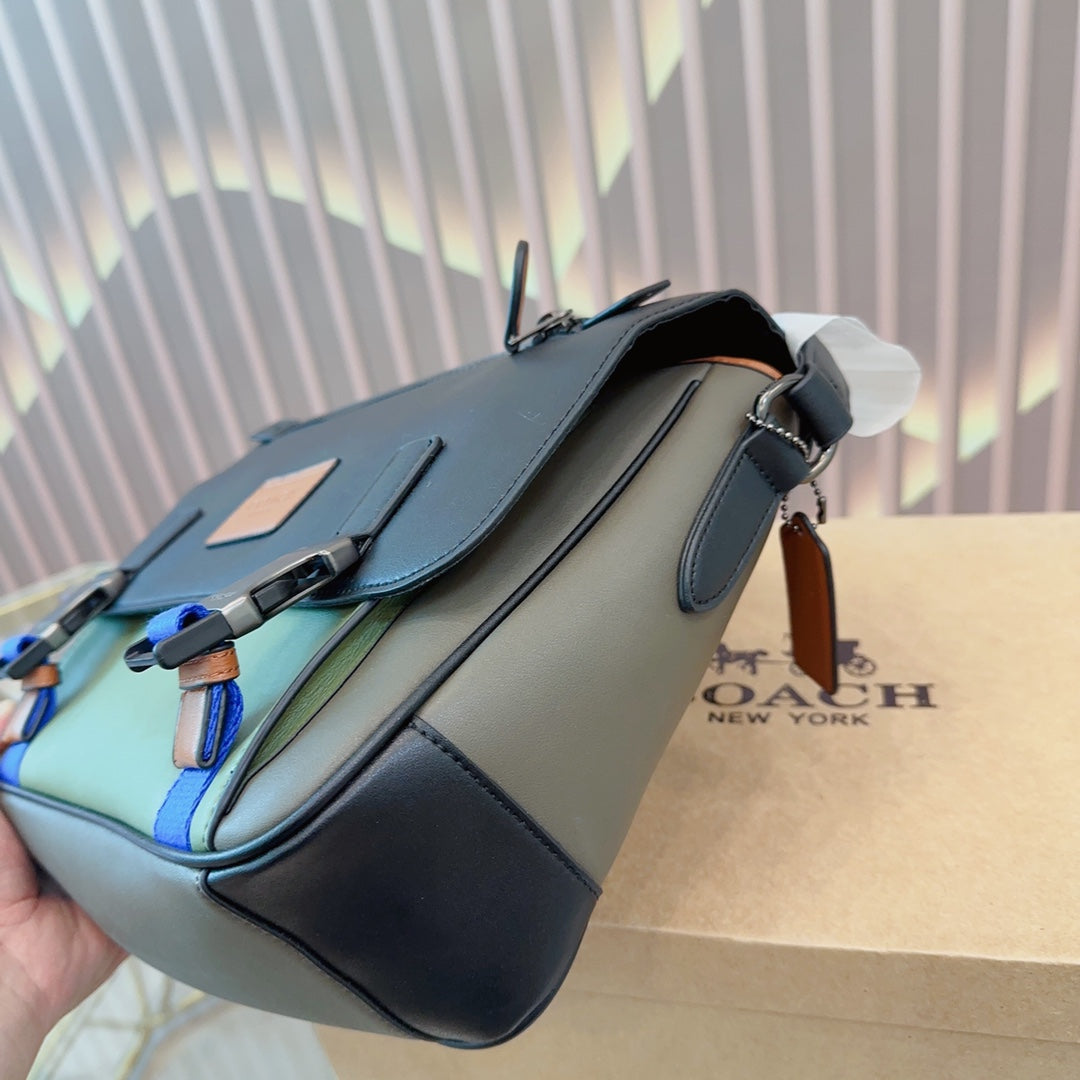 Co-BAG174