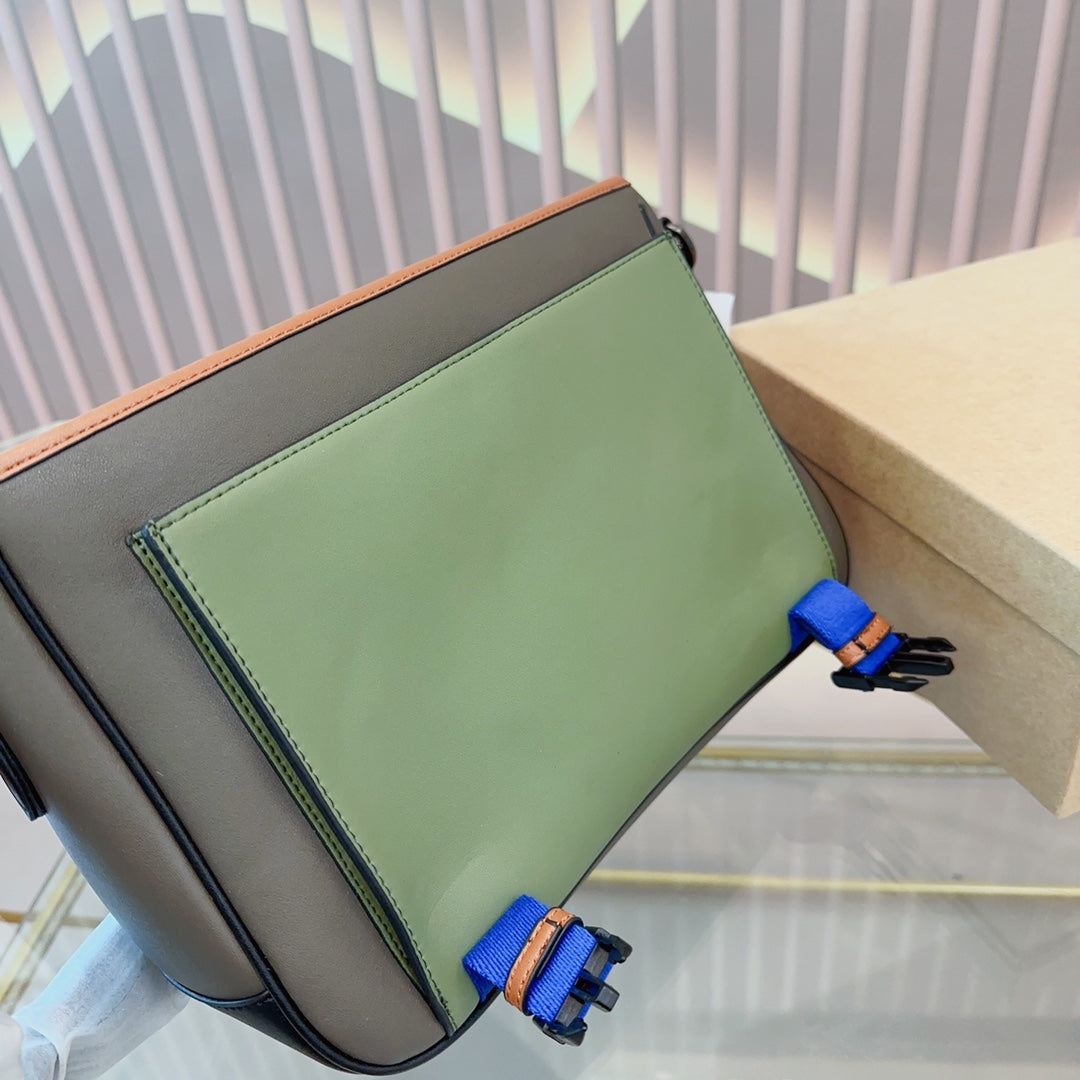 Co-BAG174