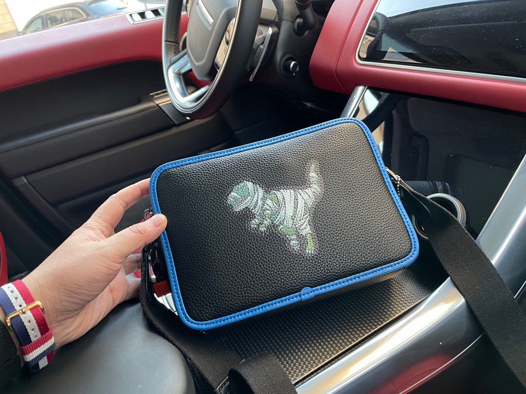 Co-BAG177