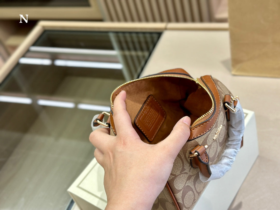 Co-BAG181