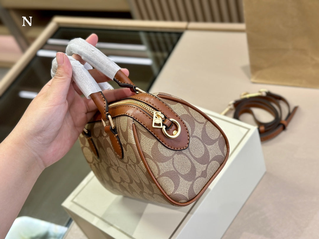 Co-BAG181
