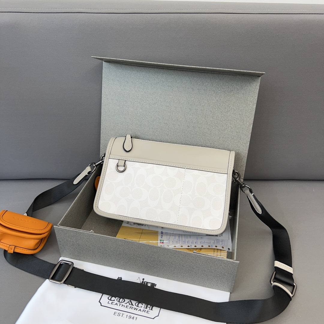 Co-BAG189