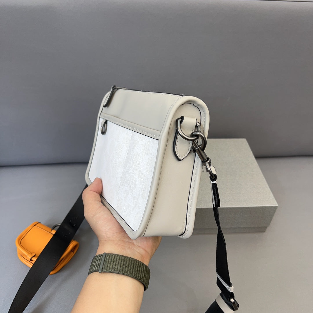 Co-BAG189