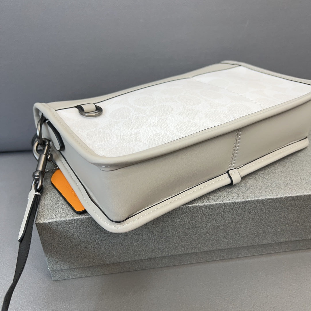 Co-BAG189