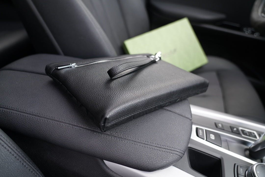 Co-BAG193