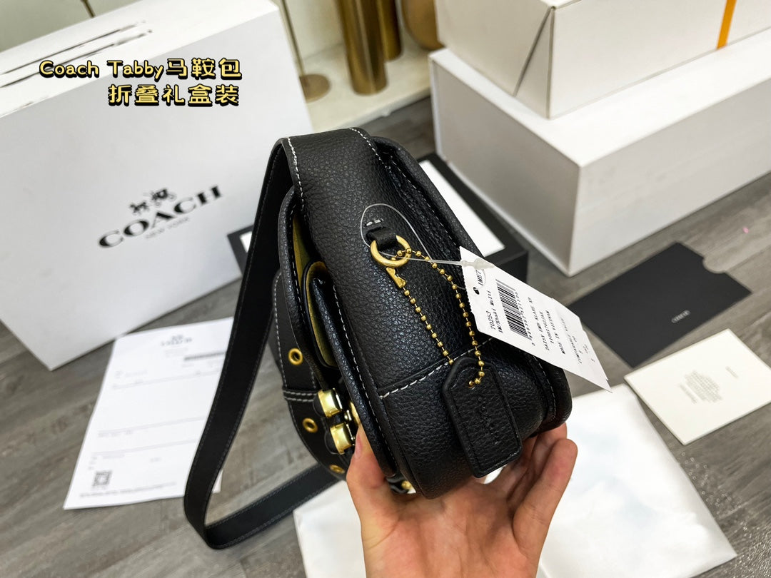 Co-BAG195