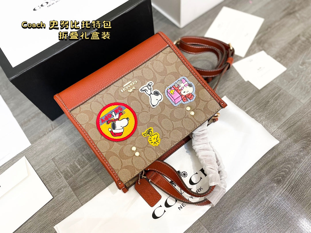 Co-BAG196