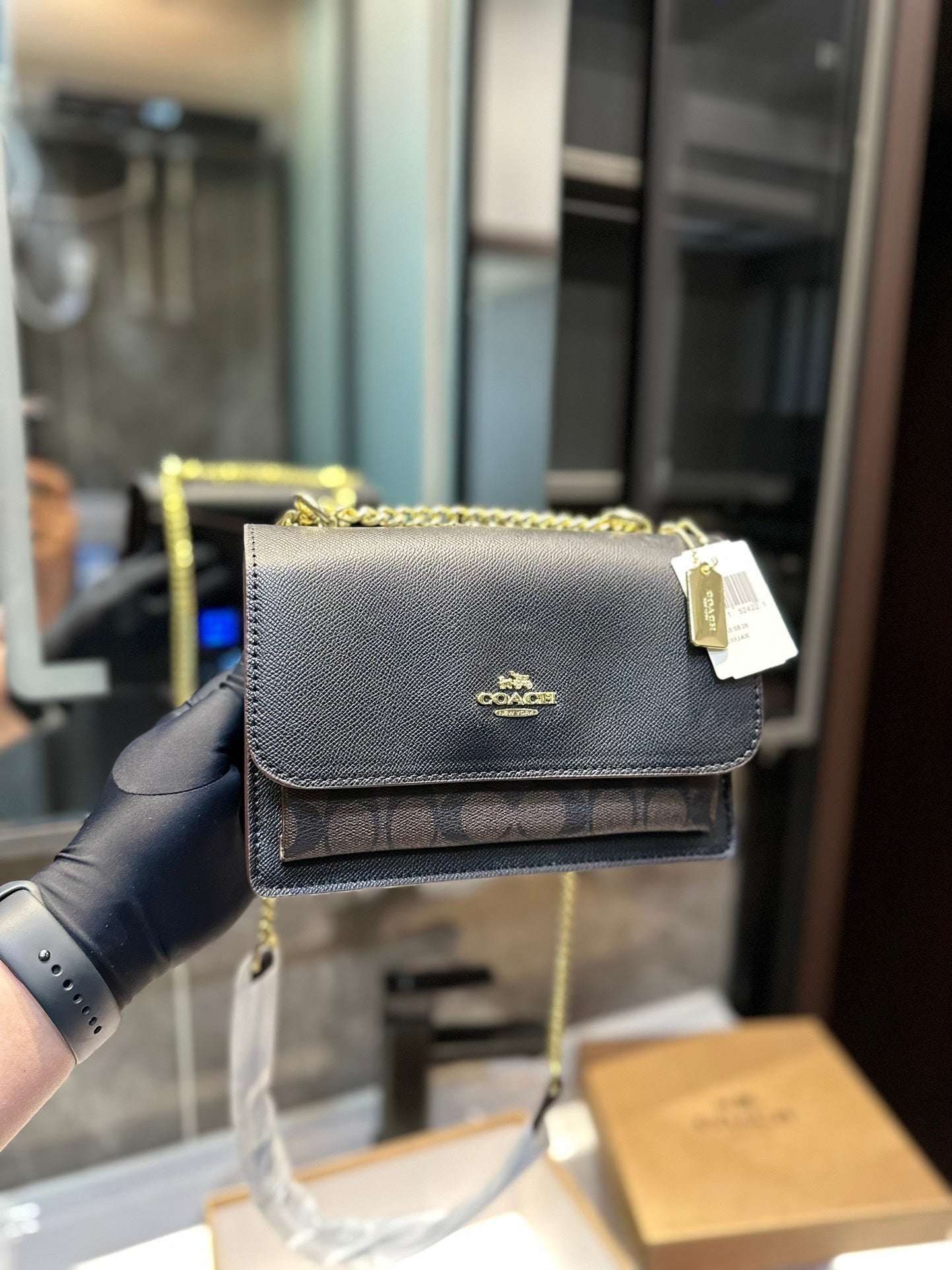 Co-BAG198