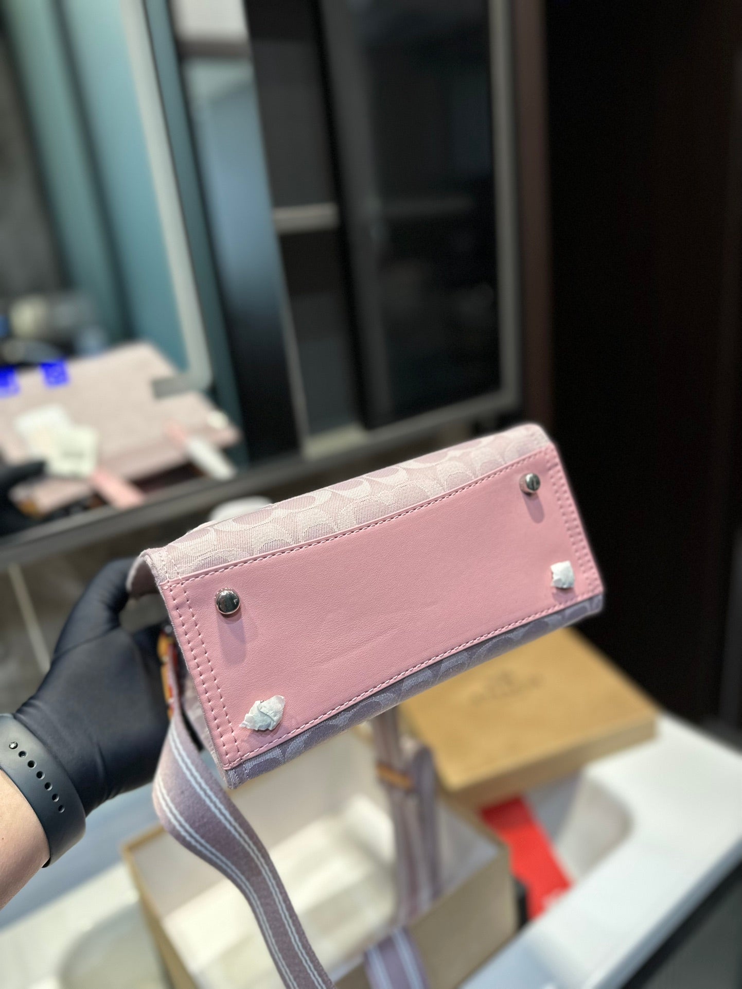 Co-BAG199