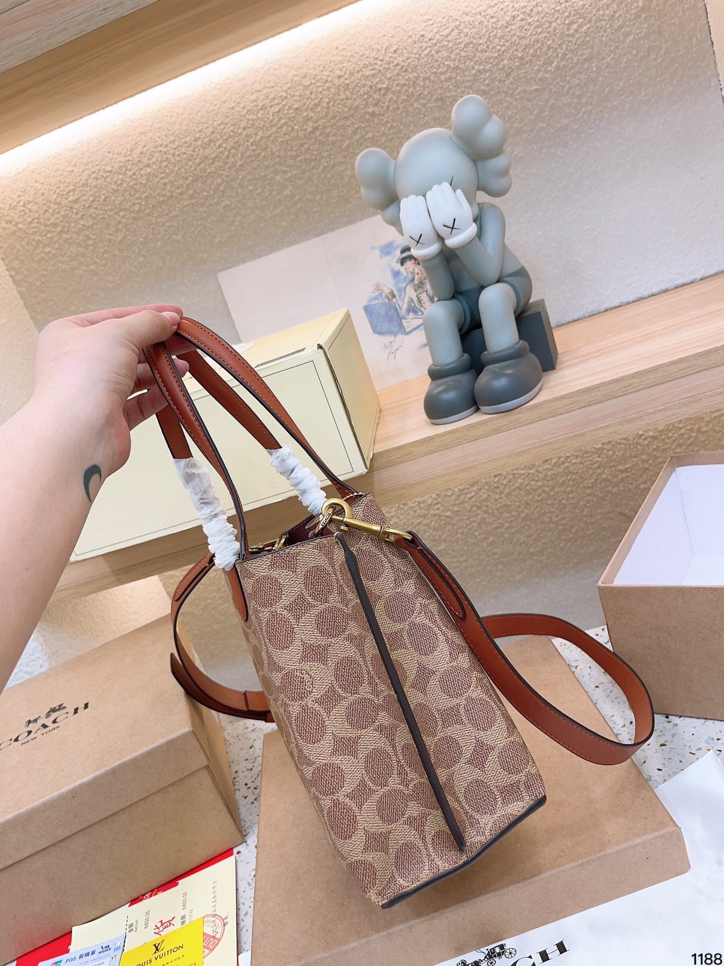 Co-BAG205-3