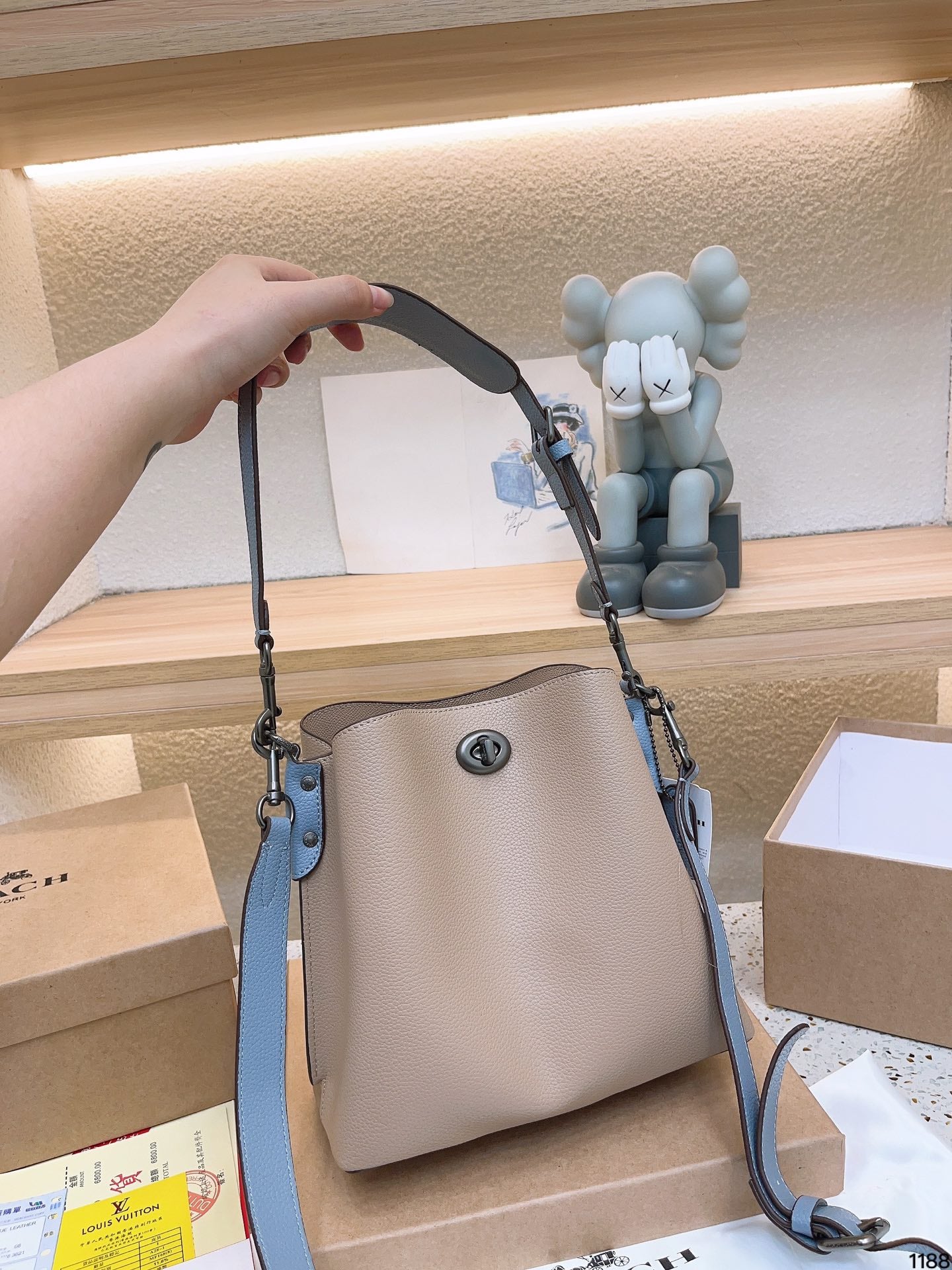 Co-BAG205-2
