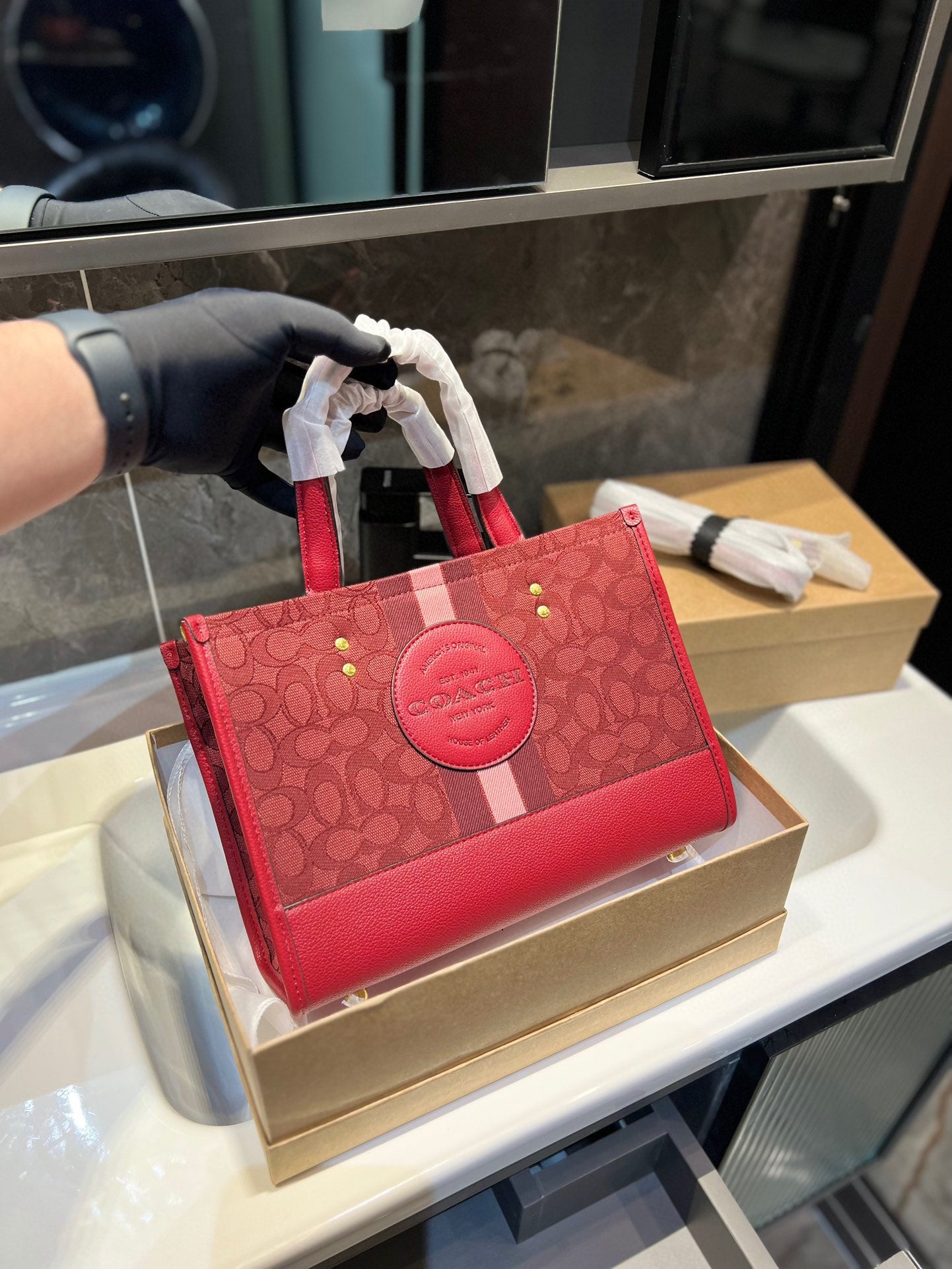 Co-BAG211