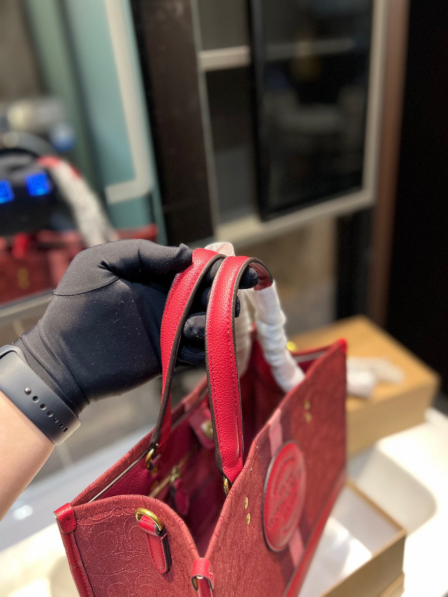 Co-BAG211