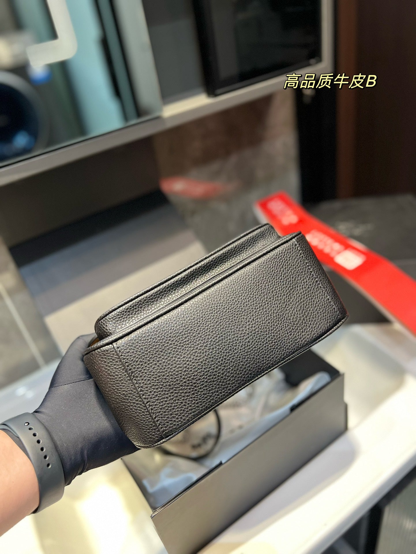 Co-BAG212