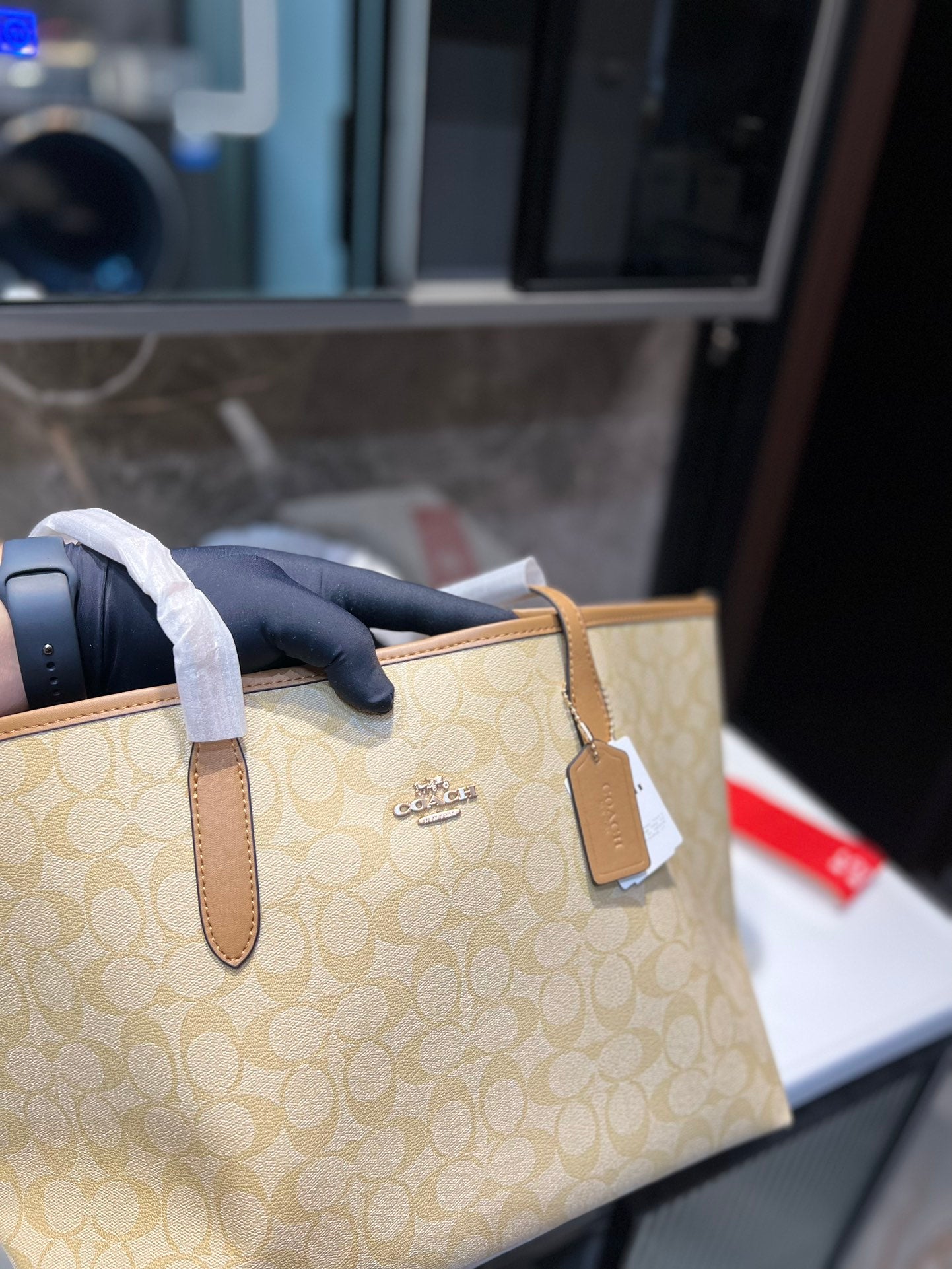Co-BAG214