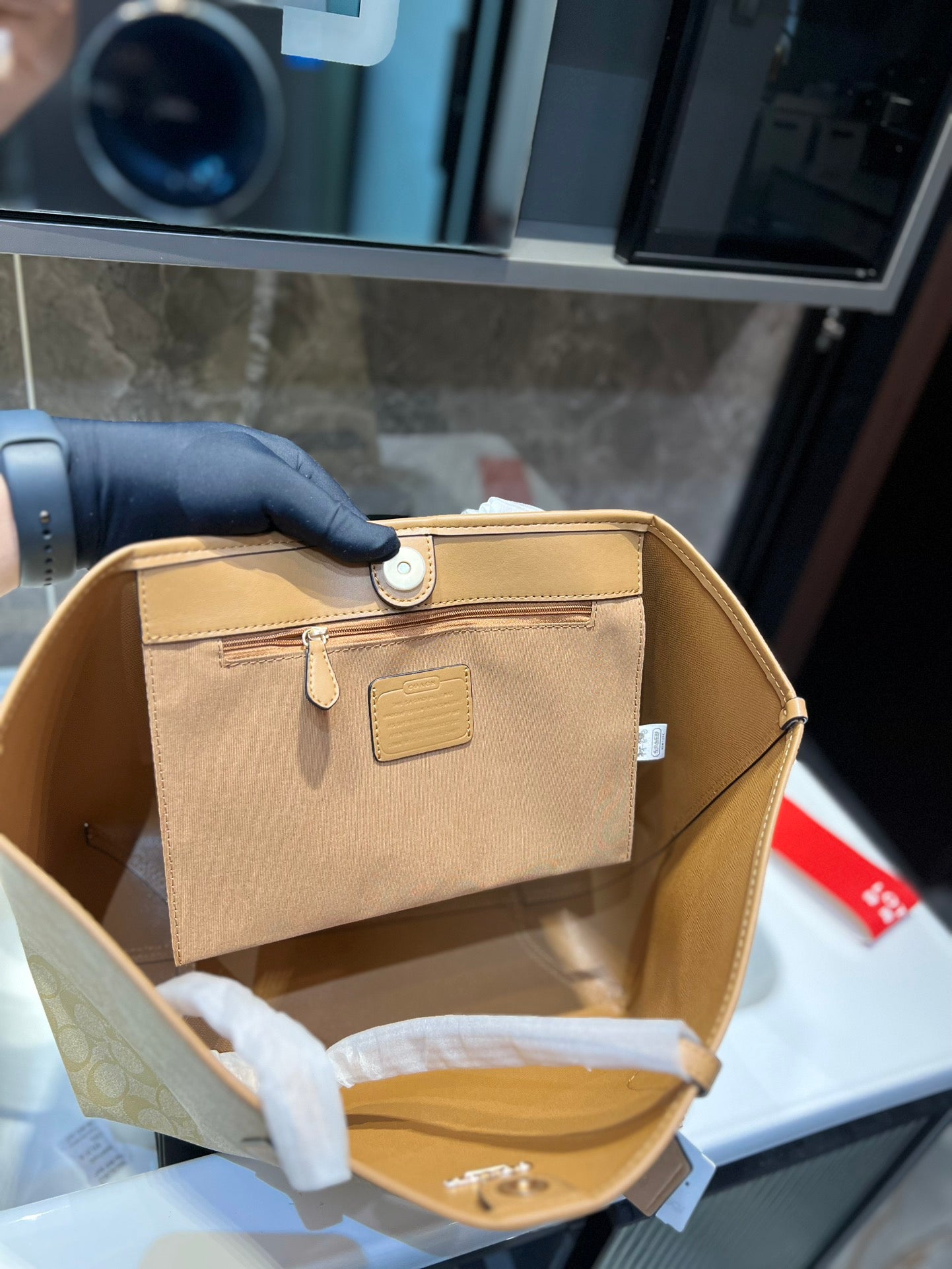 Co-BAG214
