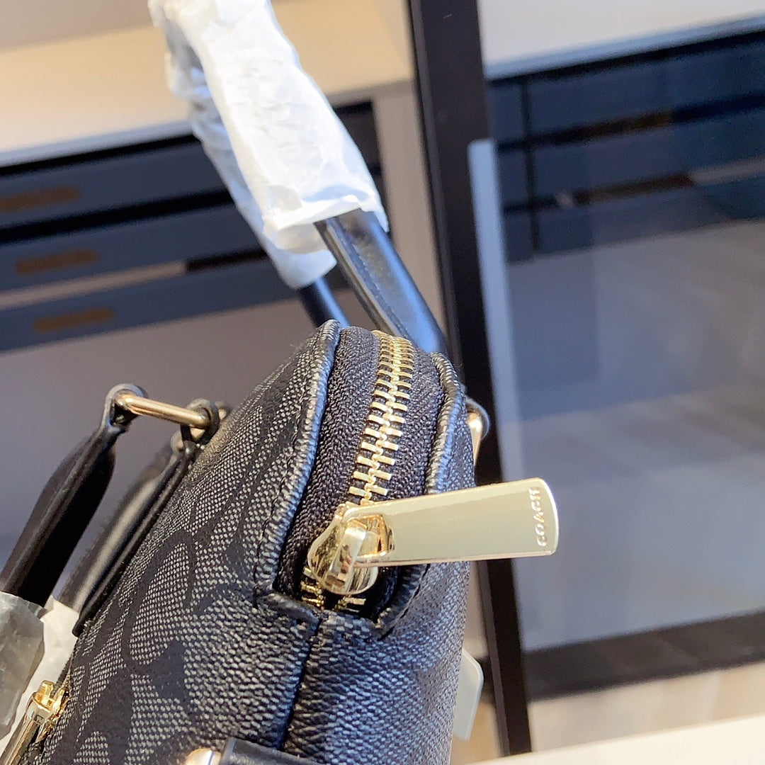 Co-BAG217