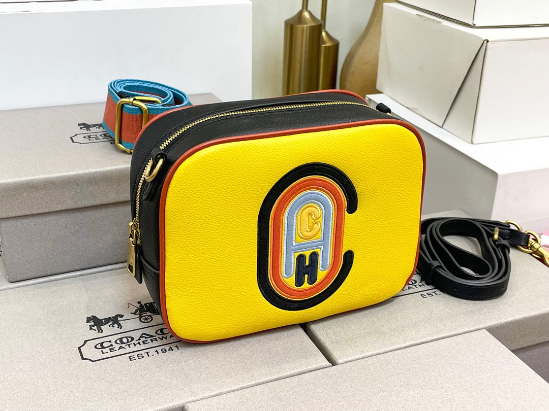 Co-BAG221