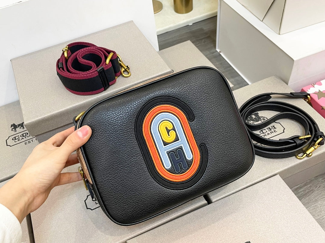 Co-BAG221