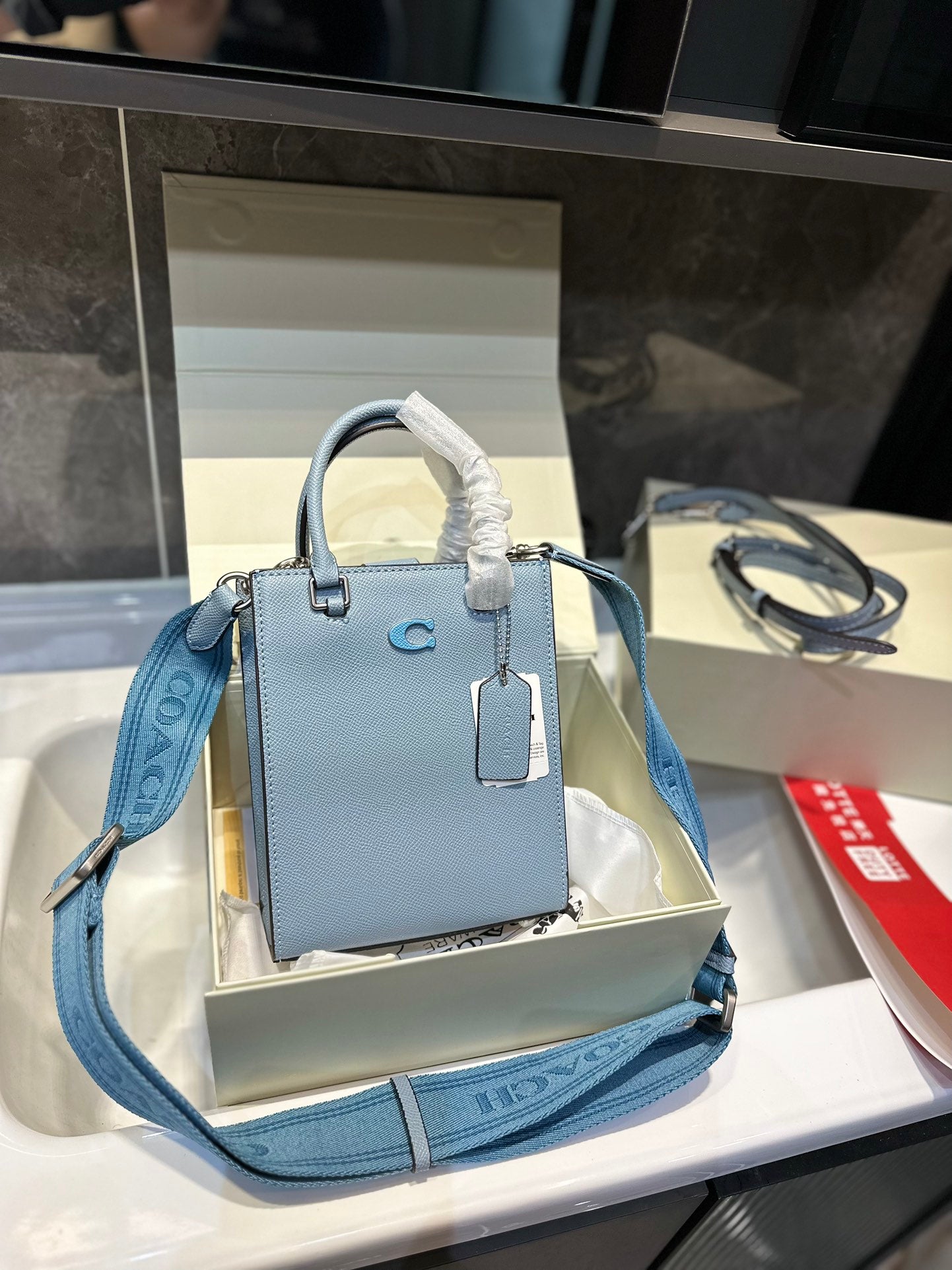 Co-BAG223