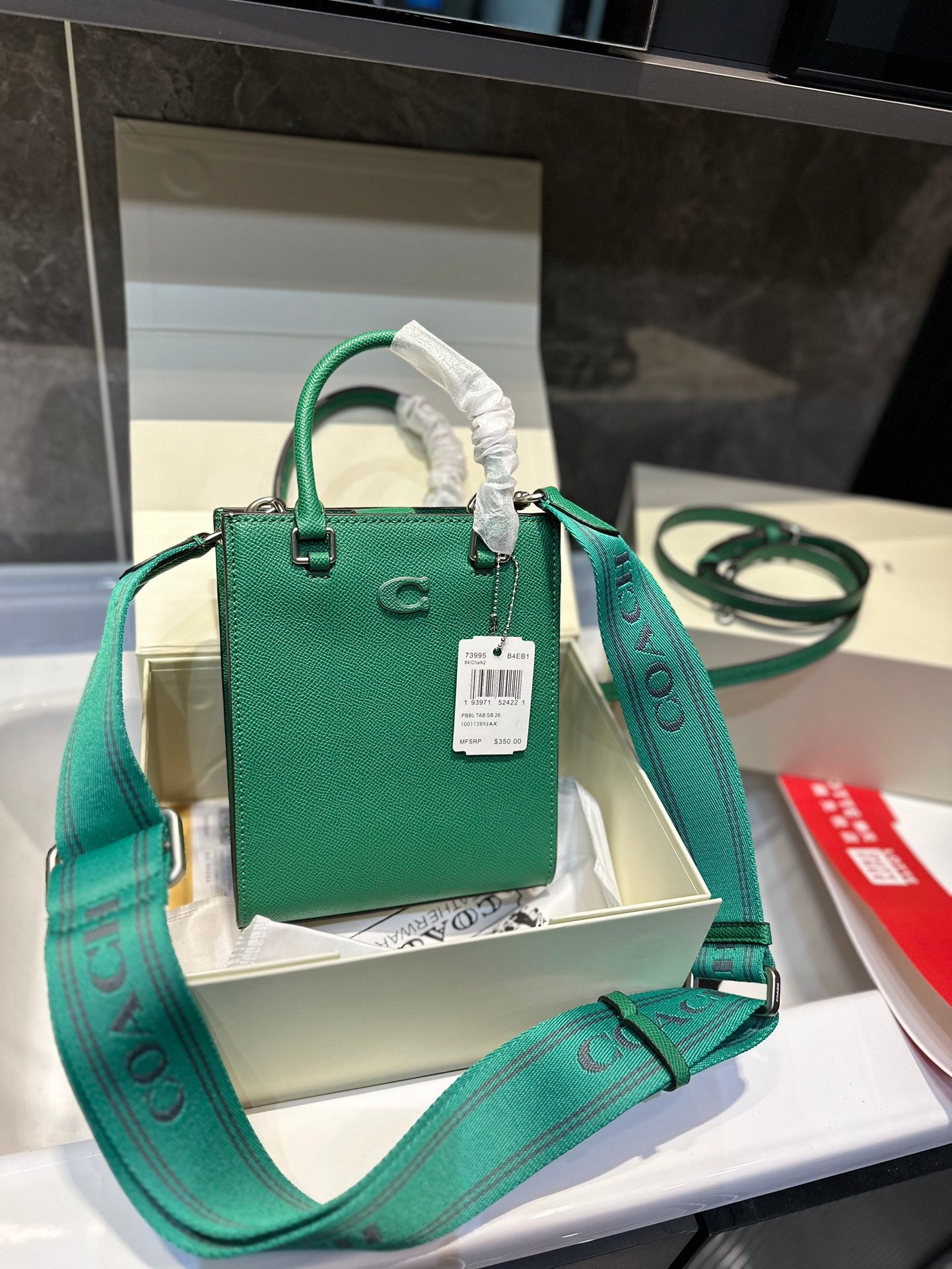 Co-BAG223