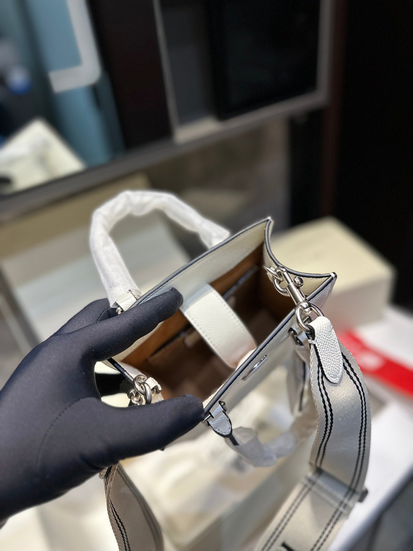 Co-BAG223