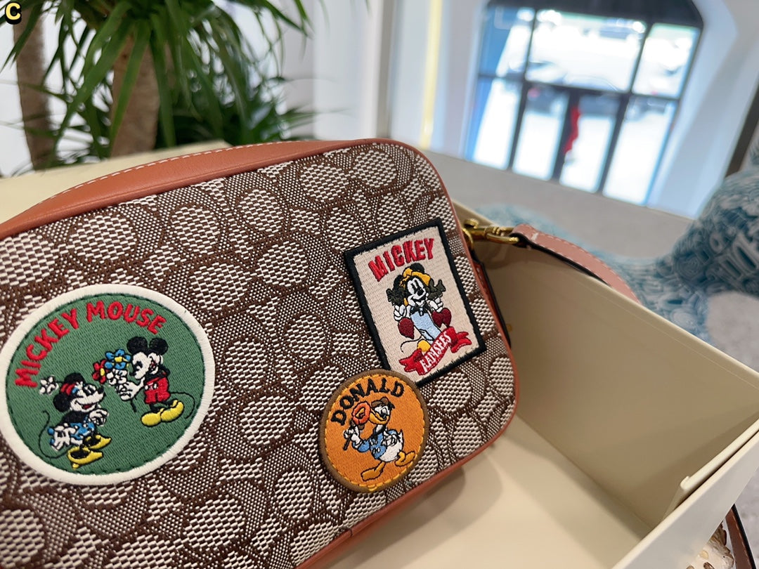 Co-BAG231
