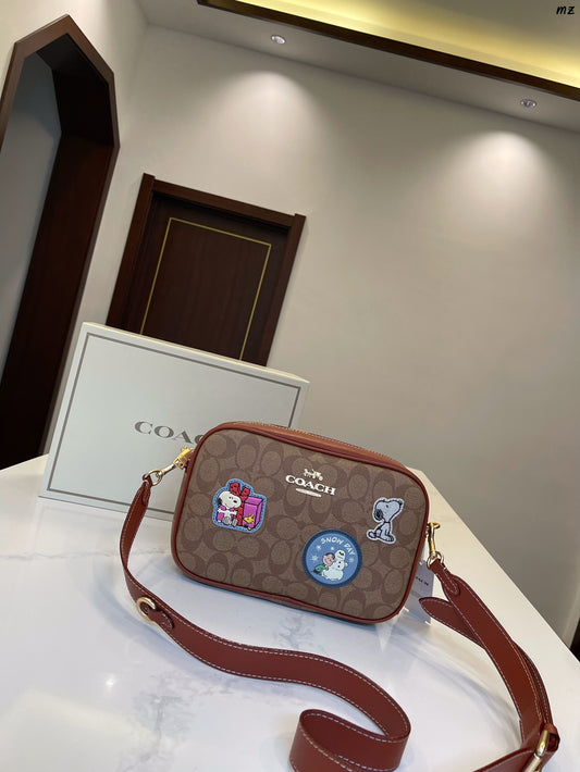 Co-BAG232