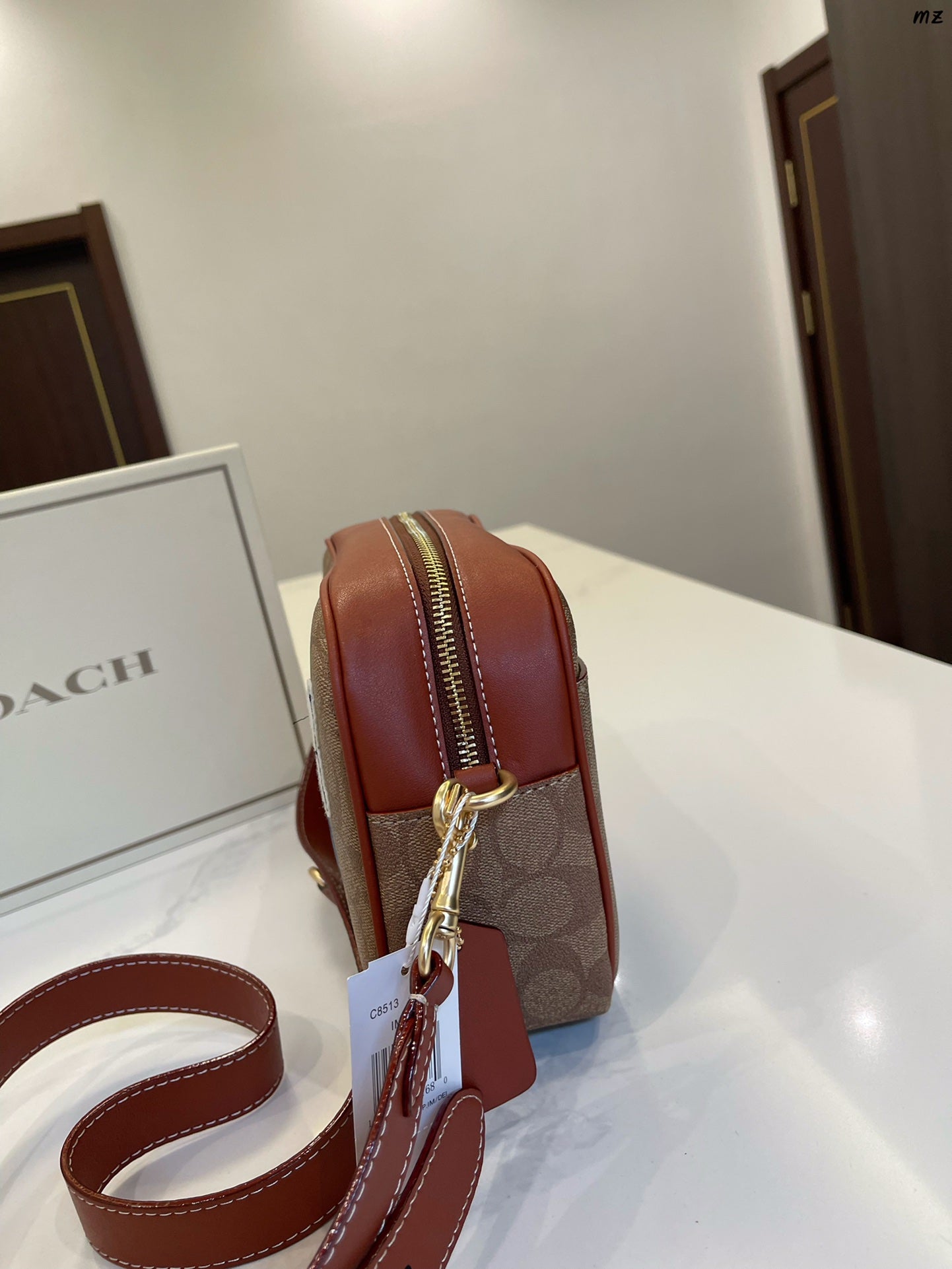 Co-BAG232