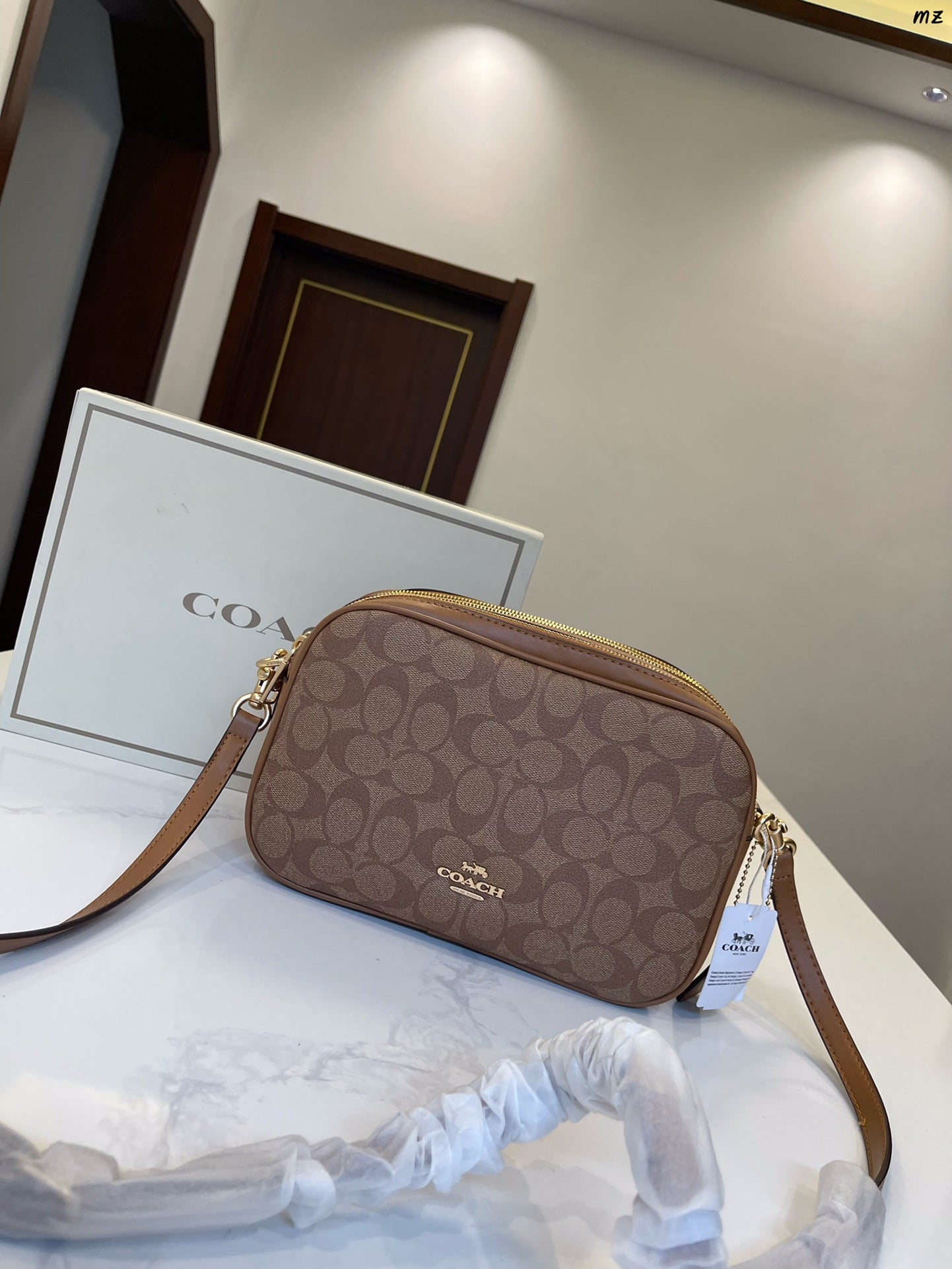 Co-BAG232