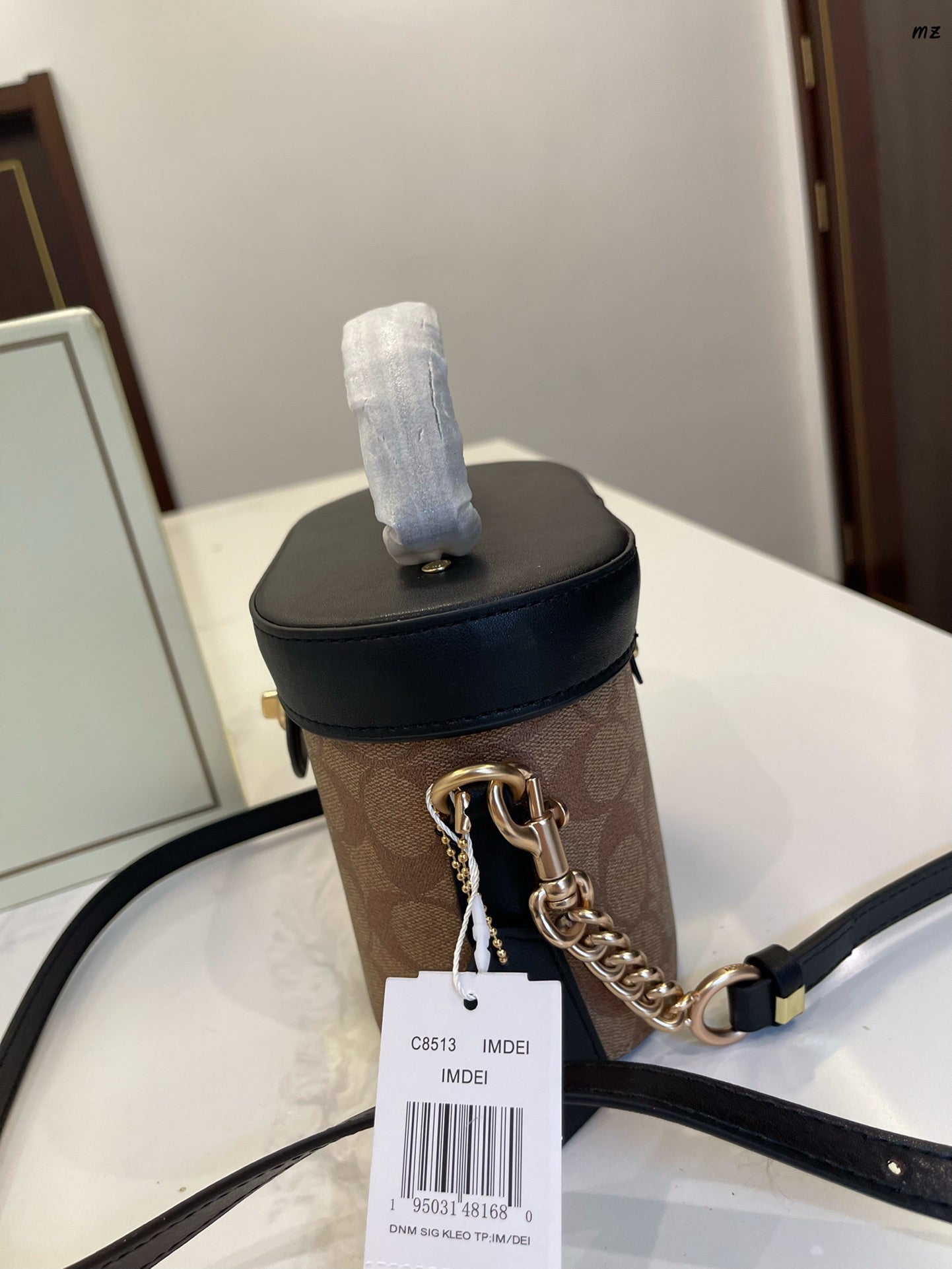 Co-BAG233