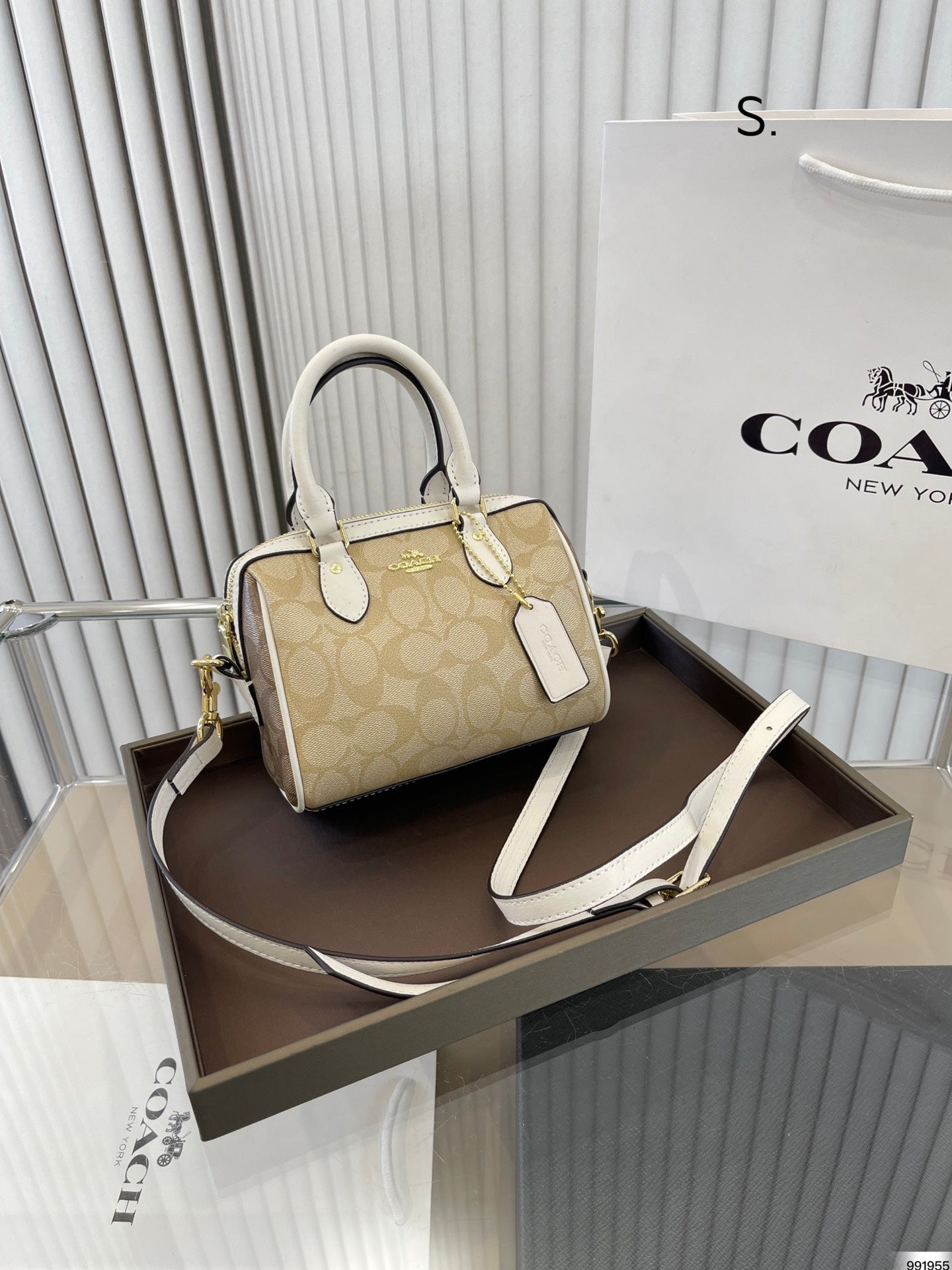 Co-BAG237