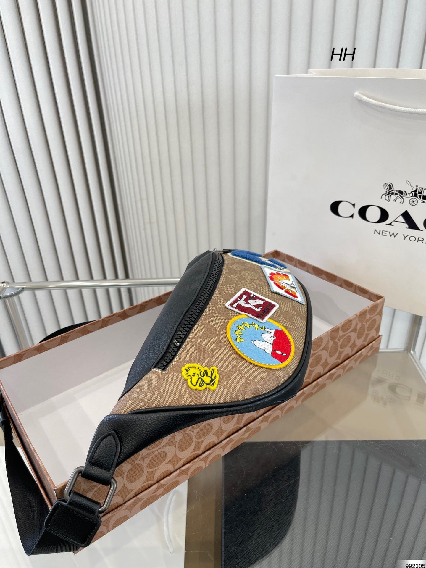 Co-BAG238