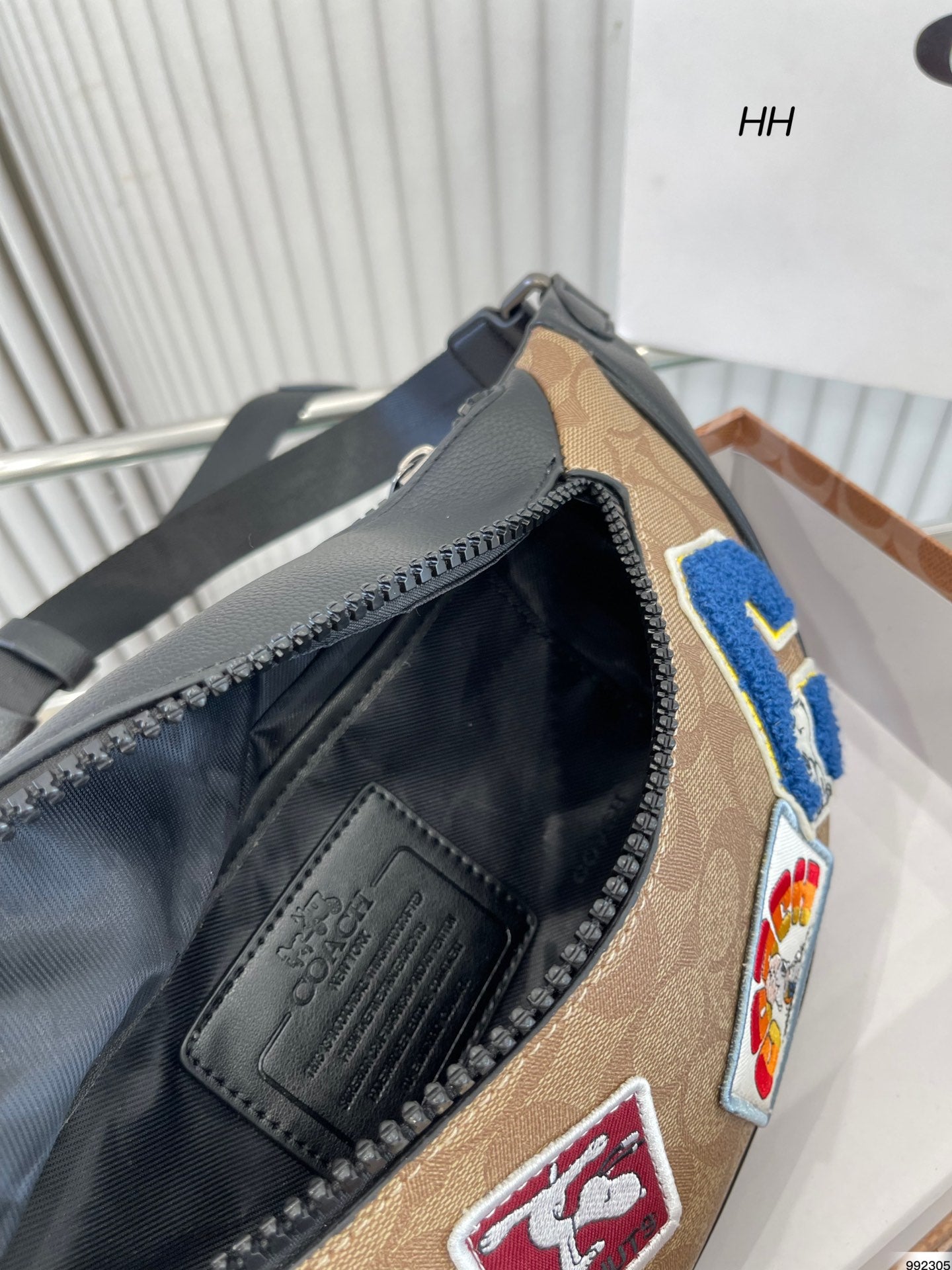 Co-BAG238