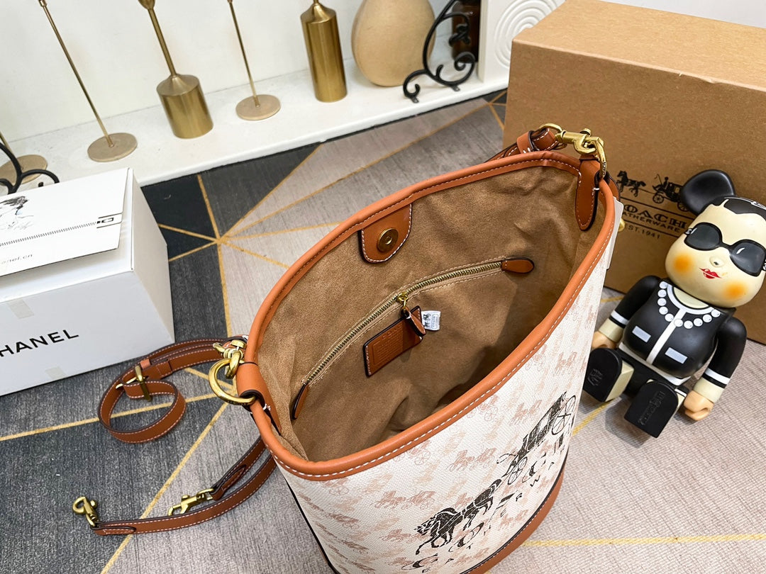 Co-BAG239