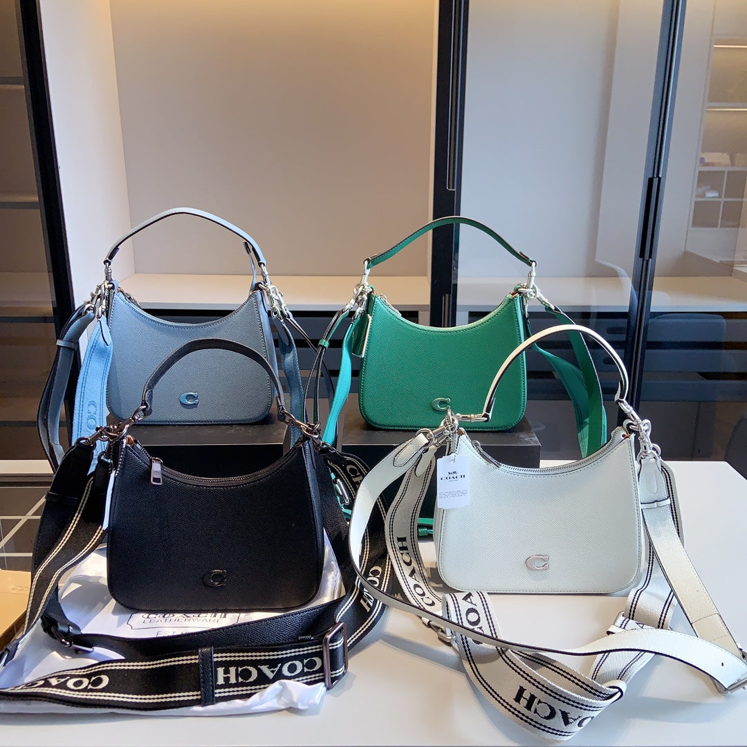 Co-BAG242