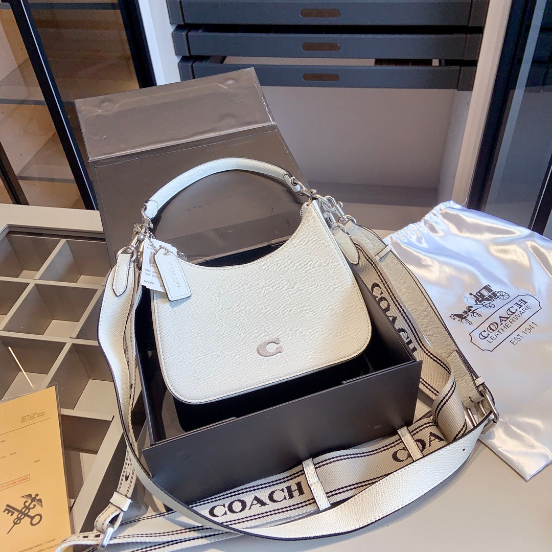 Co-BAG242