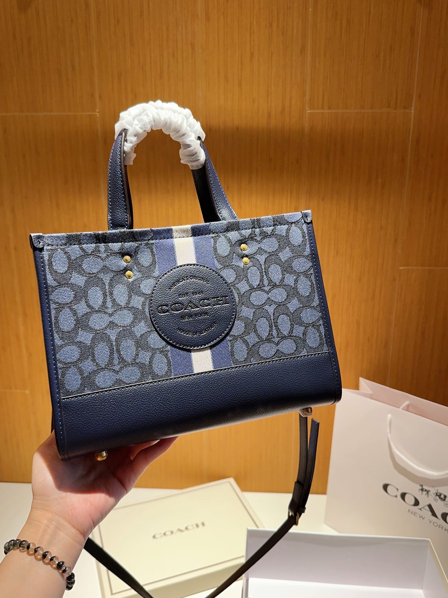 Co-BAG245