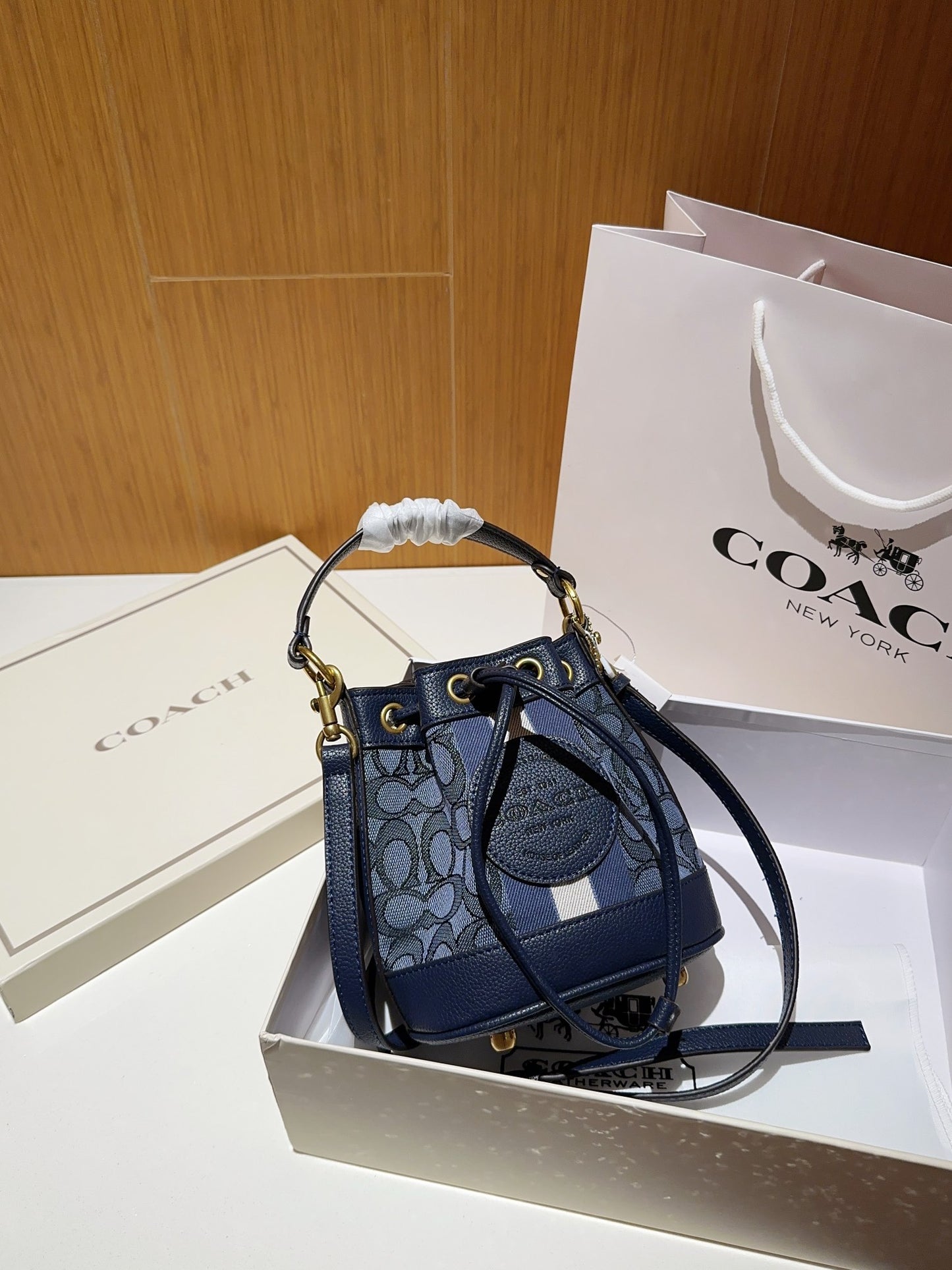 Co-BAG246