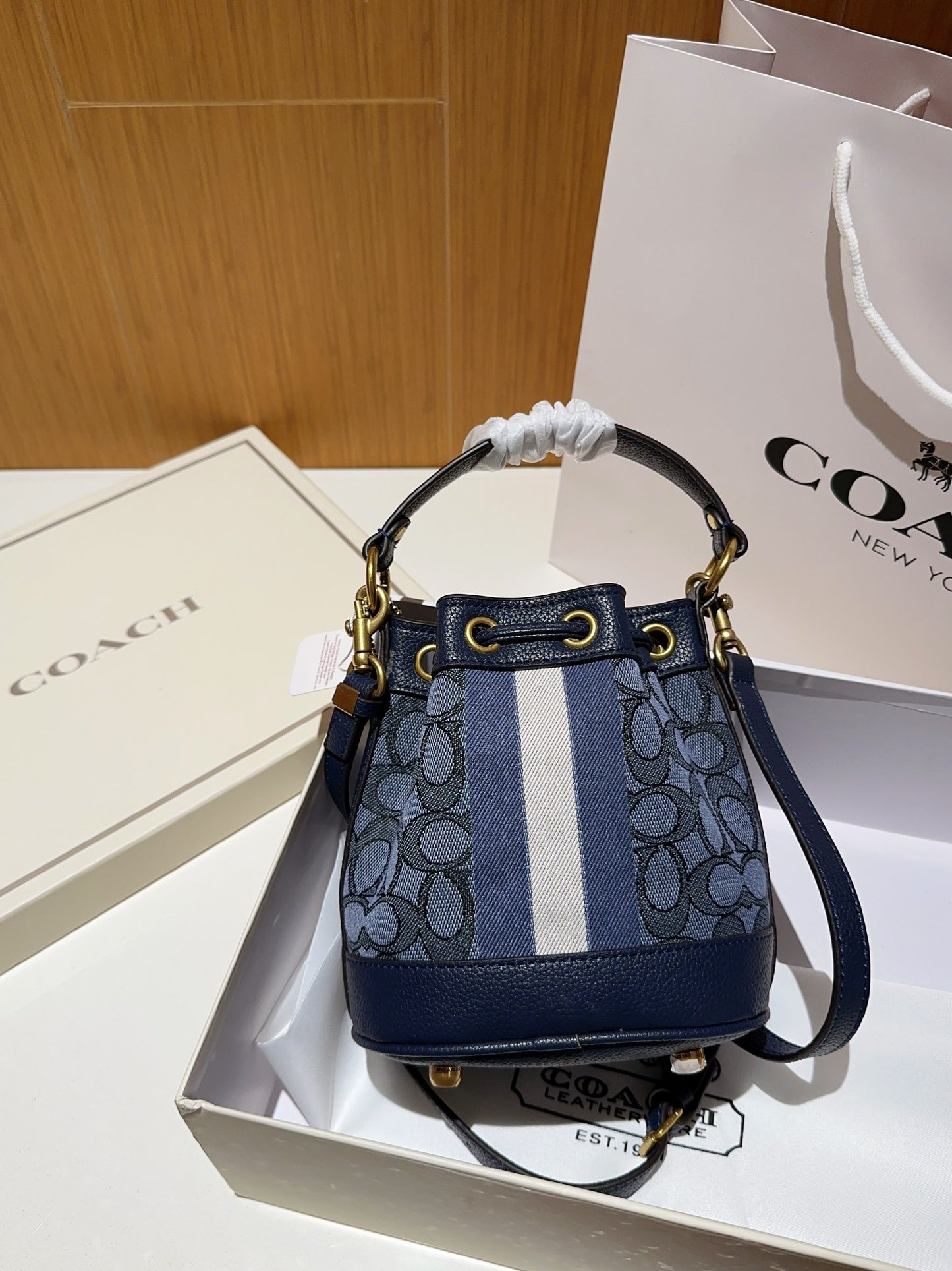 Co-BAG246