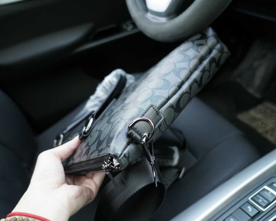 Co-BAG249