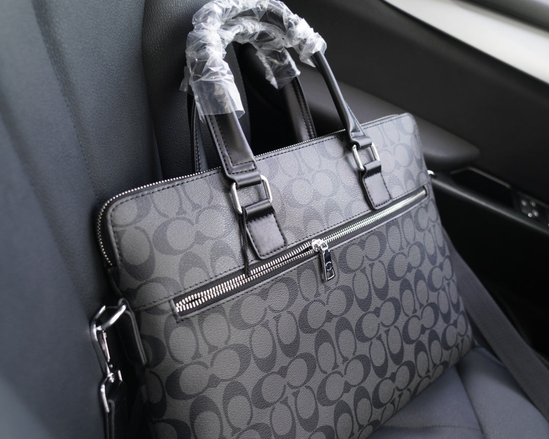 Co-BAG251