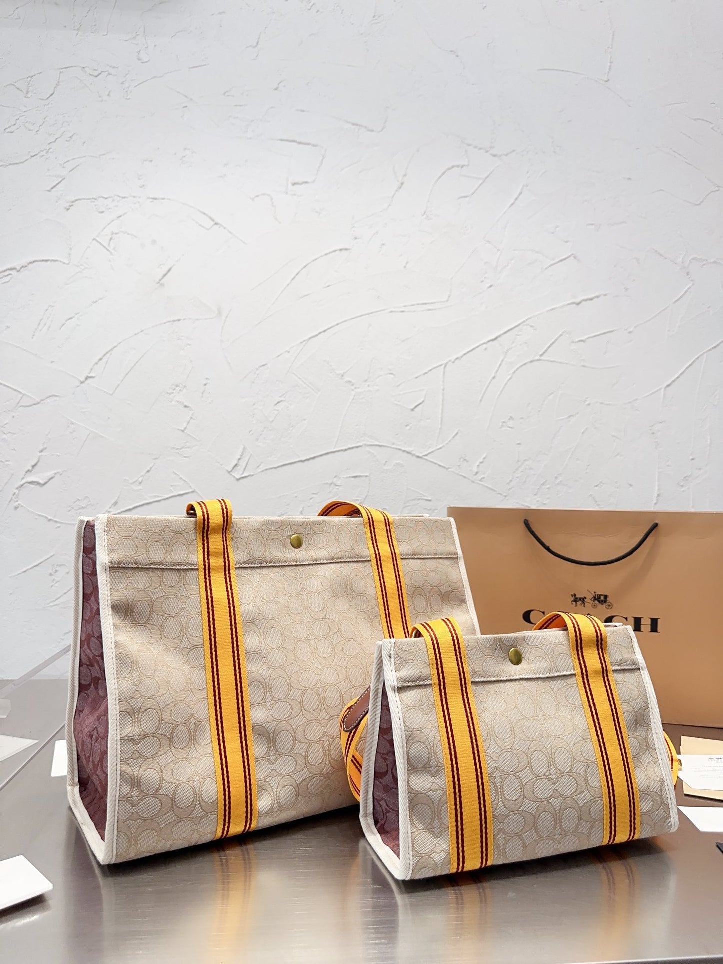 Co-BAG252