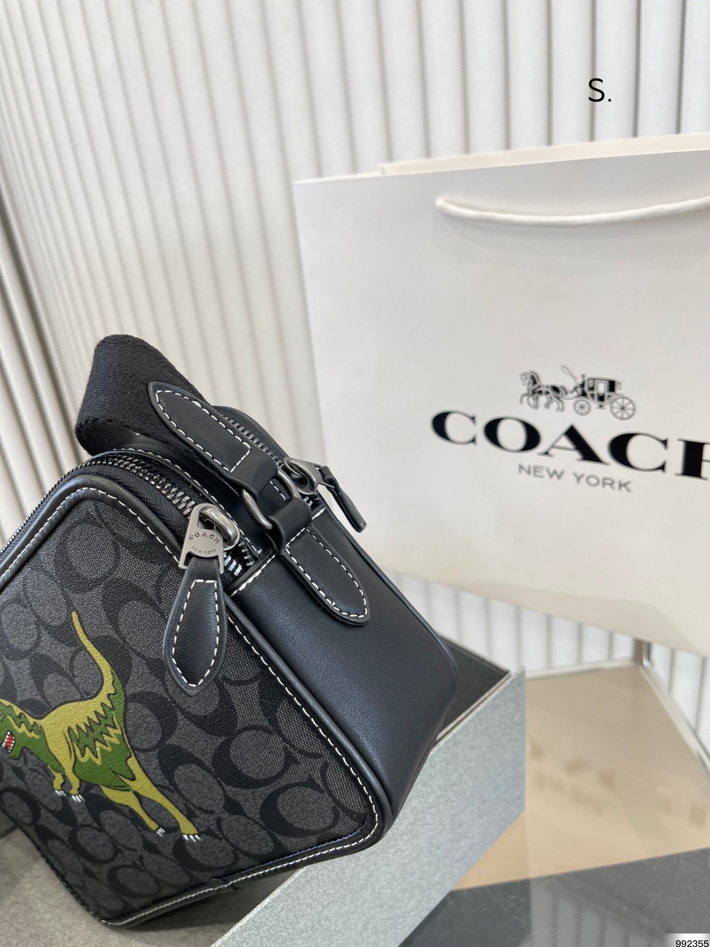 Co-BAG259
