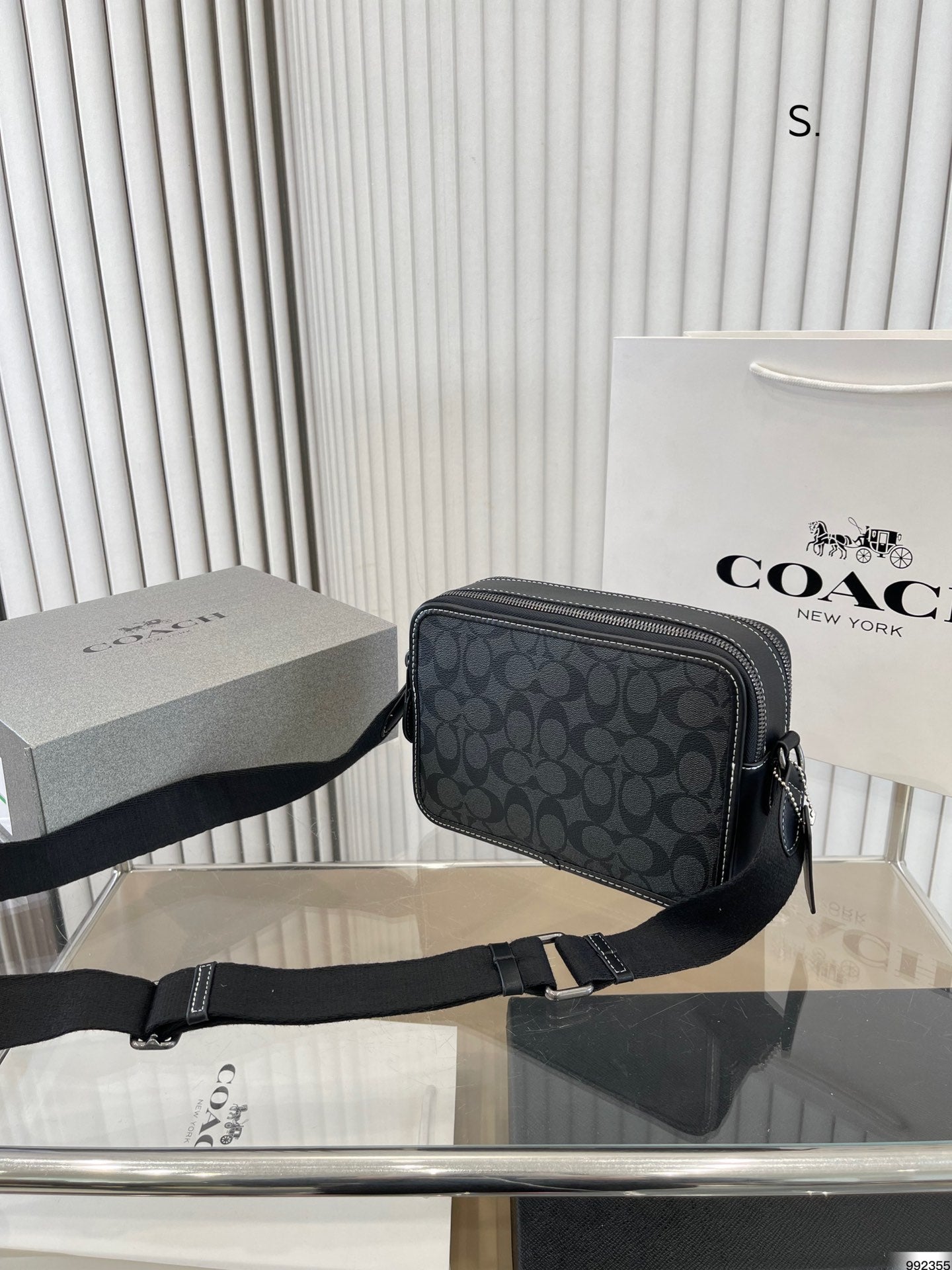 Co-BAG259